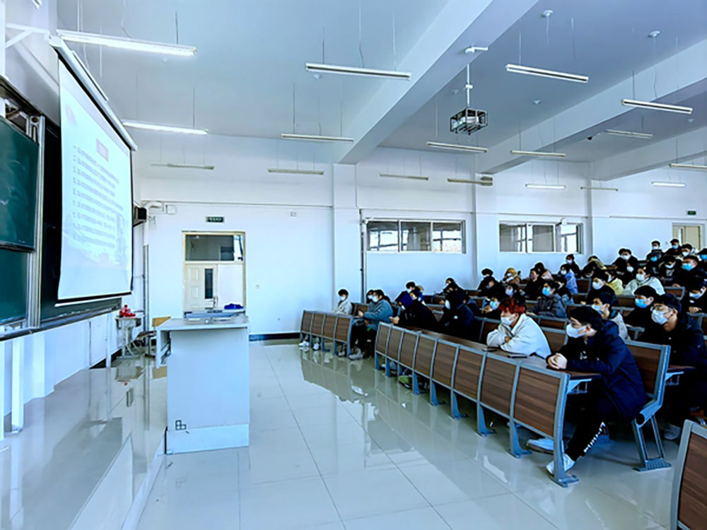 黑龙江农业工程职业学院+党委书记李东阳为师生线上宣讲党的二十大精神.jpg 黑龙江农业工程职业学院+党委书记李东阳为师生线上宣讲党的二十大精神.jpg